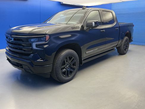 New 2026 Chevrolet Silverado 1500 High Country w/ Midnight Edition image 4