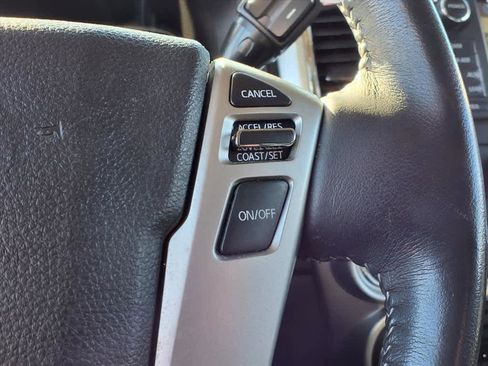 Used 2017 Nissan Titan PRO-4X image 20