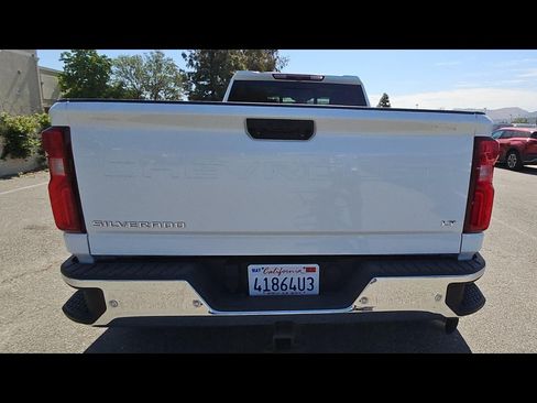 Used 2024 Chevrolet Silverado 3500 LT w/ Safety Package AWD/4WD image 11