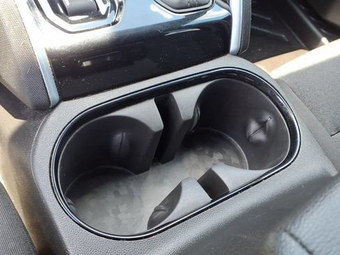 Used 2023 Chevrolet Colorado W/T AWD/4WD image 23