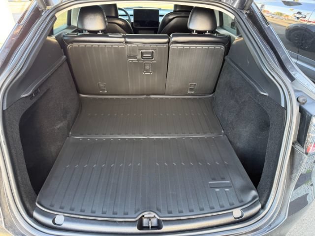 Used 2024 Tesla Model Y Long Range RWD image 19