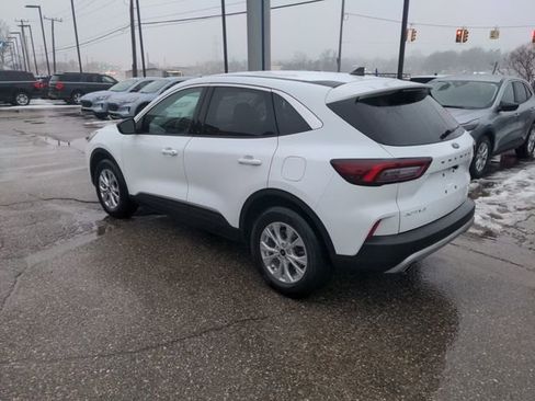 Certified 2023 Ford Escape Active image 3