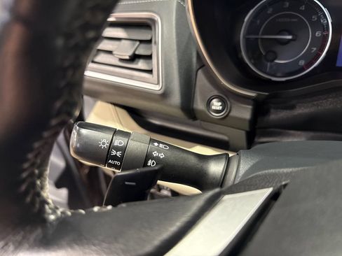 Used 2019 Subaru Ascent Limited AWD/4WD image 91