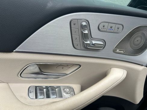 Used 2024 Mercedes-Benz GLE 350 4MATIC image 12