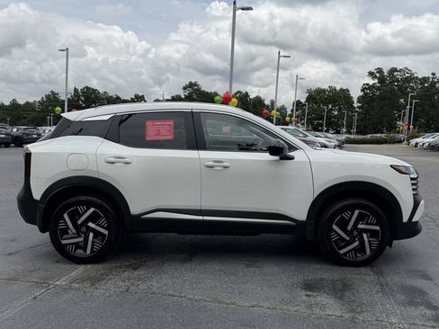 Used 2026 Nissan Kicks SV FWD image 7