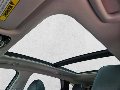 Certified 2022 Hyundai Tucson Limited image 17