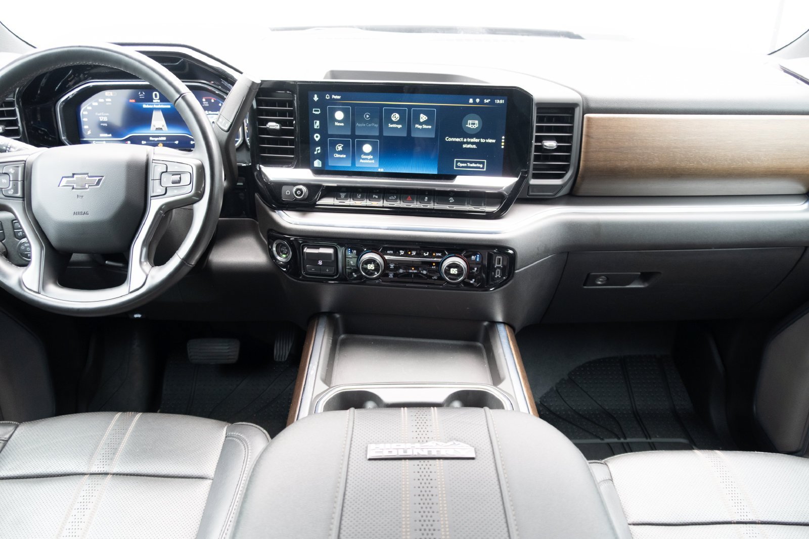 Used 2024 Chevrolet Silverado 3500 High Country w/ High Country Premium Package AWD/4WD image 23