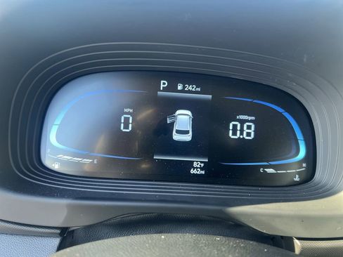 Used 2026 Hyundai Venue SE image 10