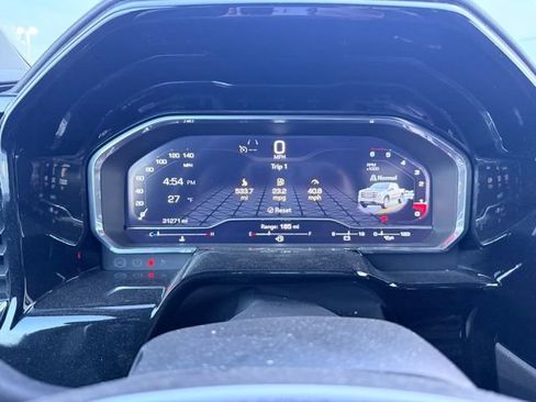 Certified 2025 GMC Sierra 1500 Elevation w/ Elevation Premium Package image 9