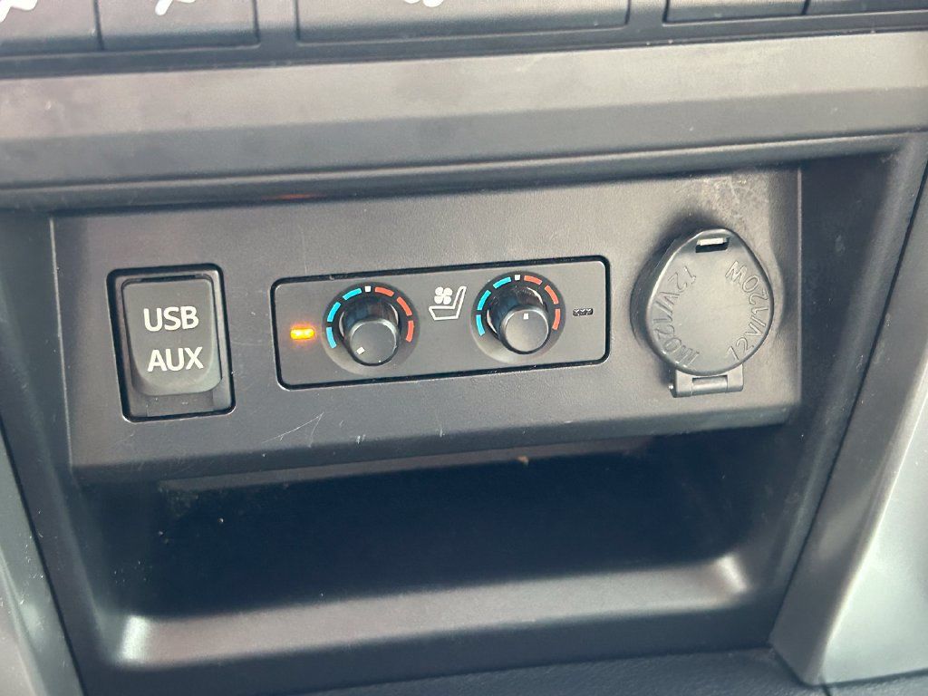 Used 2018 Toyota 4Runner Limited AWD/4WD image 31