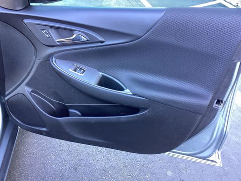 Used 2024 Chevrolet Malibu LT image 21