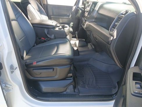 Used 2019 RAM 5500 Tradesman image 23