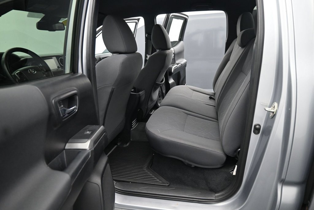 Used 2019 Toyota Tacoma TRD Off-Road AWD/4WD image 16