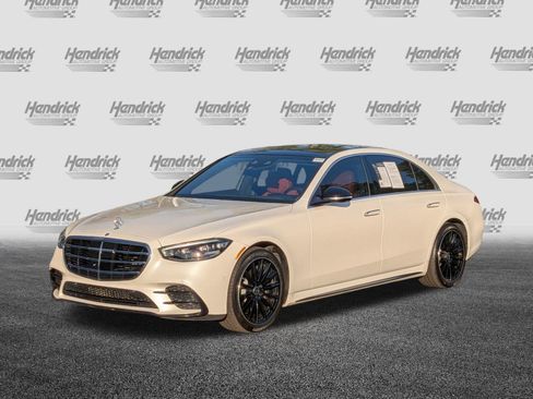 Used 2022 Mercedes-Benz S 580 4MATIC Sedan image 5