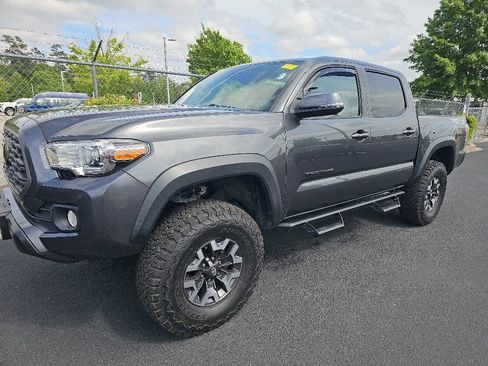 Used 2021 Toyota Tacoma TRD Off-Road w/ Technology Package AWD/4WD image 1