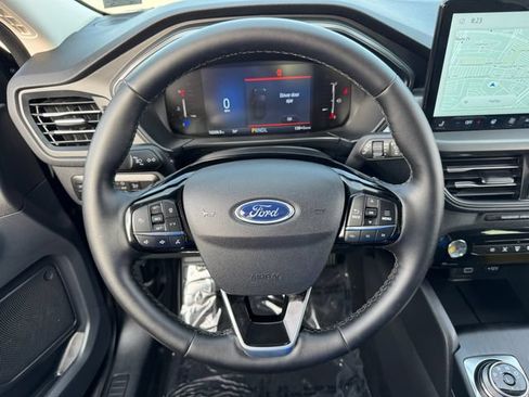 Certified 2026 Ford Escape SE w/ Class II Trailer Tow Package FWD image 21