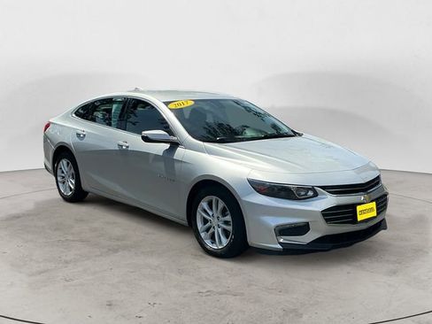 Used 2017 Chevrolet Malibu LT FWD image 7
