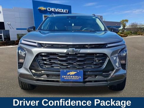 Used 2024 Chevrolet Trax ACTIV w/ Driver Confidence Package image 2
