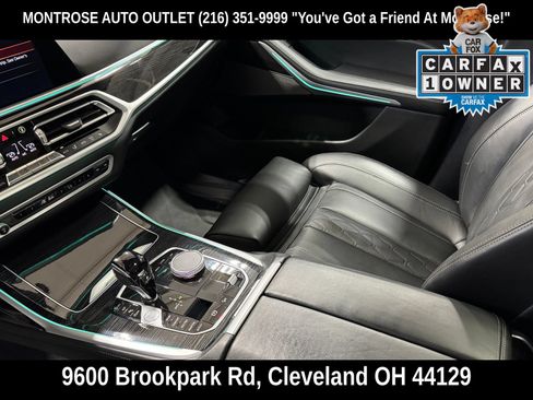 Used 2022 BMW X7 M50i AWD/4WD image 17
