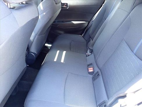 Certified 2023 Toyota Corolla Cross AWD Hybrid w/ Moonroof Package image 9
