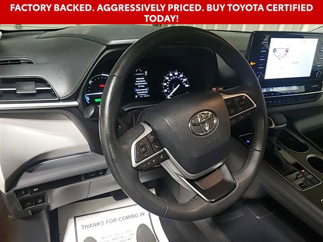 Used 2024 Toyota Sienna XLE FWD image 7