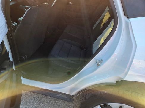 Used 2025 Chevrolet Trax LS FWD image 13