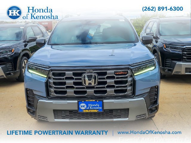 New 2026 Honda Pilot TrailSport image 2