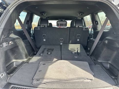 Used 2024 Jeep Grand Cherokee L Laredo AWD/4WD image 8