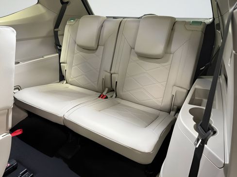 New 2026 Volkswagen Atlas SE image 20