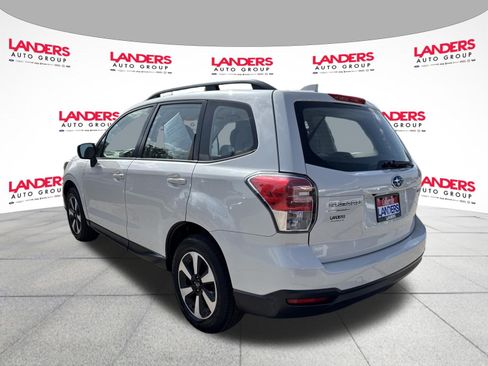 Used 2017 Subaru Forester 2.5i w/ Alloy Wheel Package AWD/4WD image 5