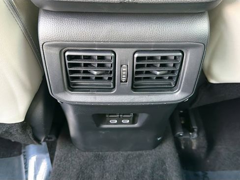 Used 2024 Toyota RAV4 XLE Premium image 20