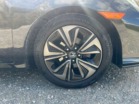 Used 2018 Honda Civic EX image 33
