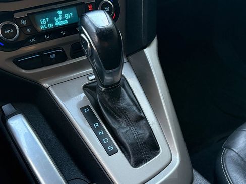 Used 2012 Ford Focus SEL image 23