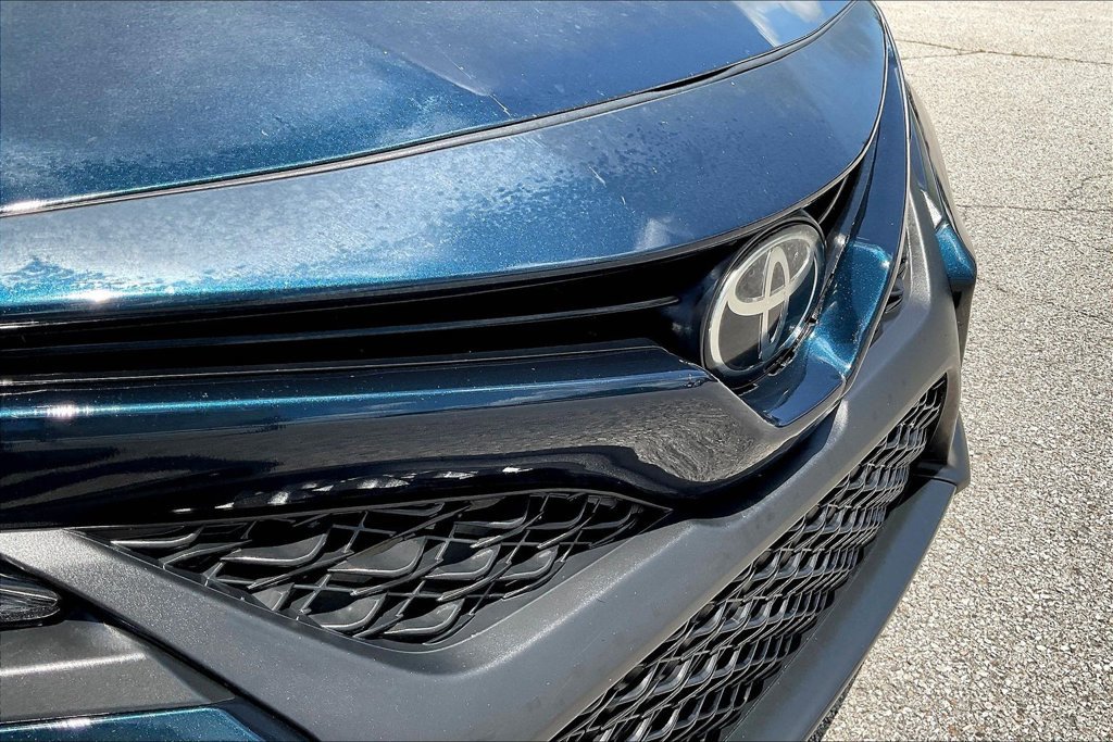 Used 2019 Toyota Camry SE FWD image 24
