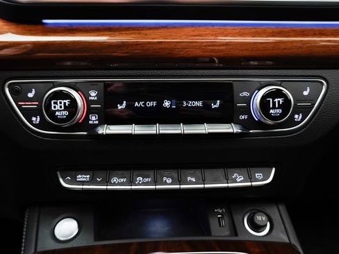Used 2023 Audi Q5 2.0T Prestige w/ Prestige Package AWD/4WD image 29