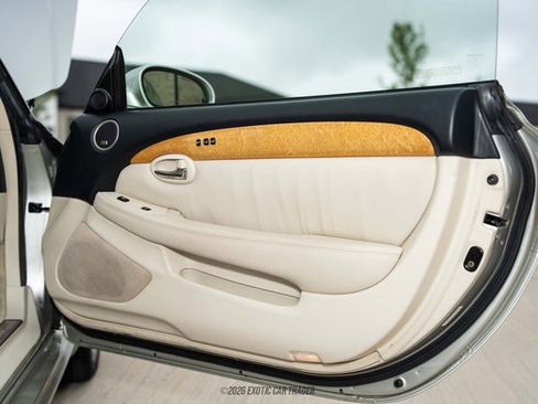 Used 2003 Lexus SC 430 Convertible RWD image 42