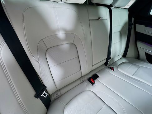 Used 2025 Jaguar F-PACE R-Dynamic S image 29