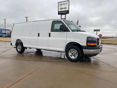 New 2025 GMC Savana 3500 Extended w/ Driver Convenience Package