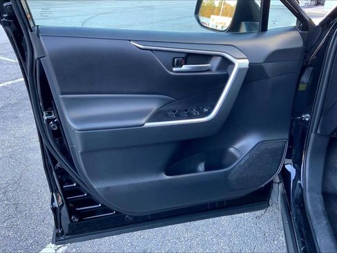 Used 2023 Toyota RAV4 XLE image 20