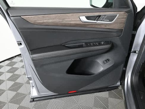 Used 2024 Volkswagen Atlas SEL Premium R-Line AWD/4WD image 21