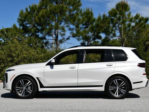 Used 2024 BMW X7 xDrive40i w/ M Sport Package AWD/4WD image 30