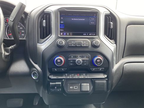 Used 2022 Chevrolet Silverado 1500 RST image 25