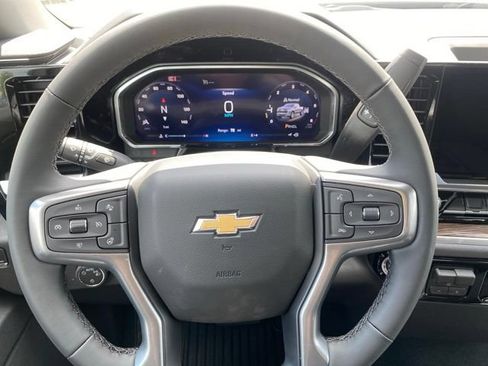 New 2026 Chevrolet Silverado 1500 LT AWD/4WD image 17