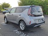 Used 2024 Kia Soul LX w/ Option Group 015 image 4