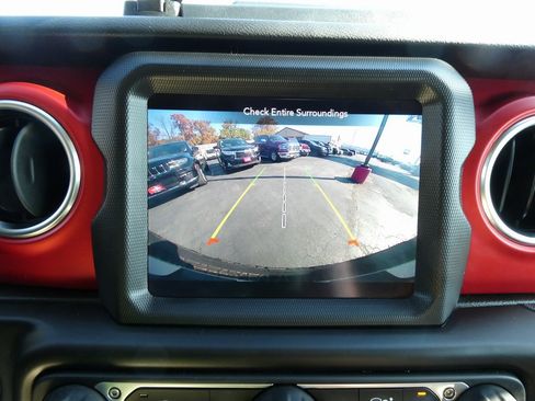 Used 2021 Jeep Wrangler Unlimited Rubicon w/ Dual Top Group image 28