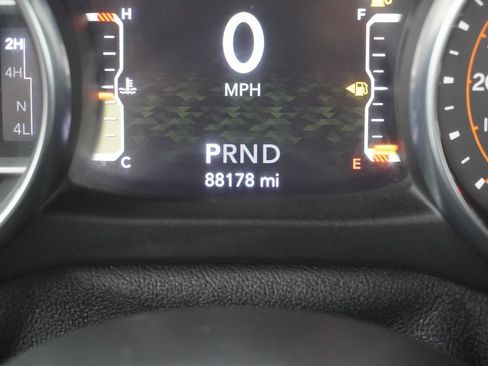 Used 2021 Jeep Wrangler Unlimited Sport image 11