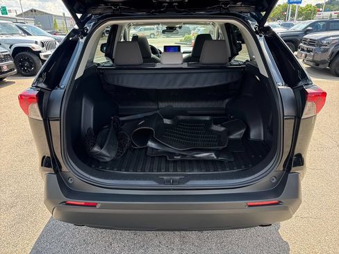 Used 2025 Toyota RAV4 XLE w/ Convenience Package AWD/4WD image 7