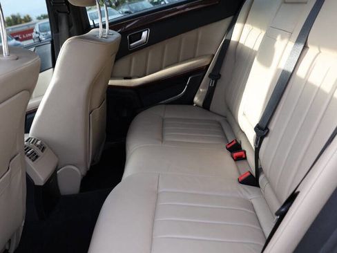 Used 2012 Mercedes-Benz E 350 4MATIC Sedan image 16