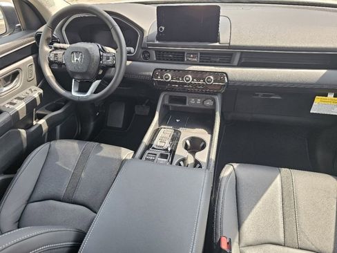 New 2025 Honda Pilot EX-L image 23