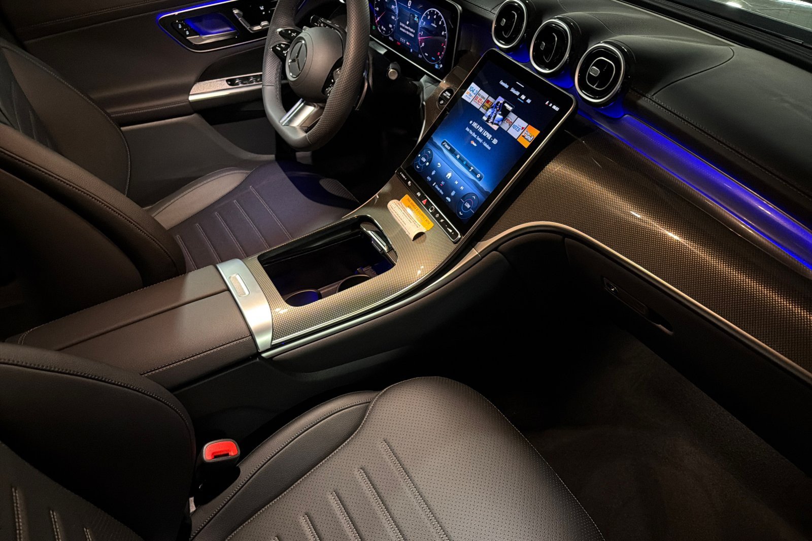 New 2026 Mercedes-Benz GLC 300 image 15